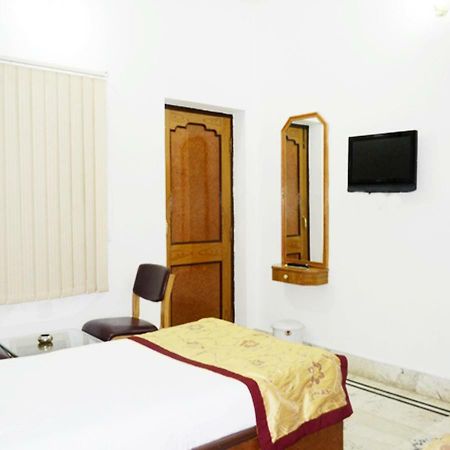 Hotel Tokyo Vihar Bodh Gaya Exterior foto