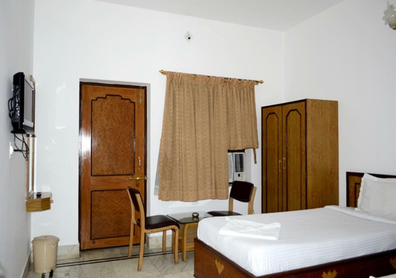 Hotel Tokyo Vihar Bodh Gaya Exterior foto